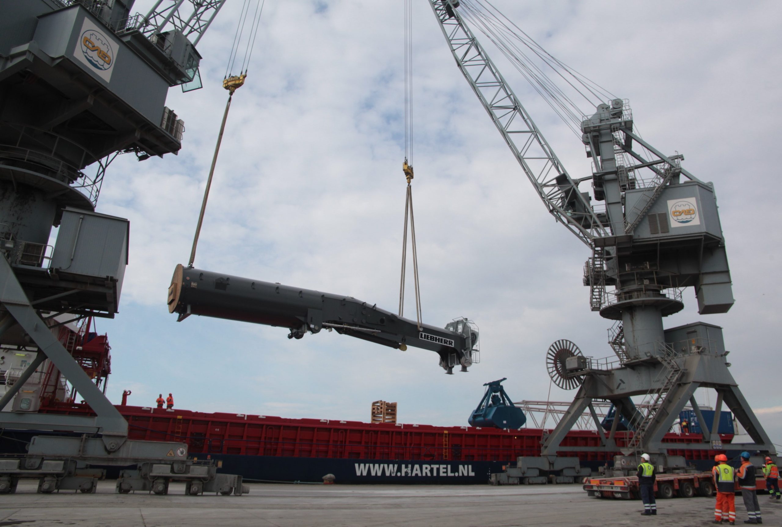 Press Release 05.05.2020 – New Mobile Harbour Crane at the Port of Thessaloniki