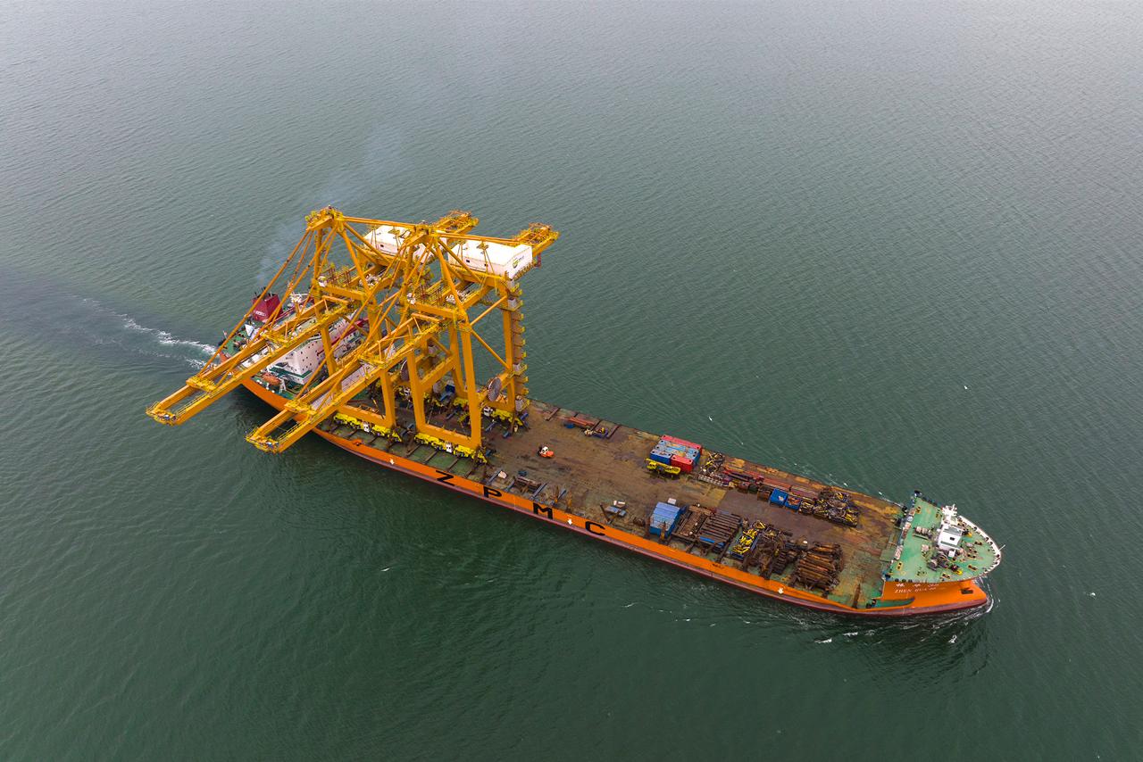 ThPA S.A.: 2 New Panamax STS cranes arrived at the Port of Thessaloniki